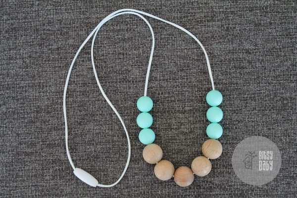 Mummy Necklace - Wood